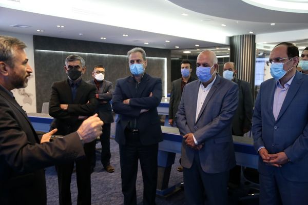 بازدید وزیر جهاد کشاورزی و رئیس ستاد مبارزه با قاچاق کالا از مرکز پایش و مدیریت هوشمند کشاورزی ایران
