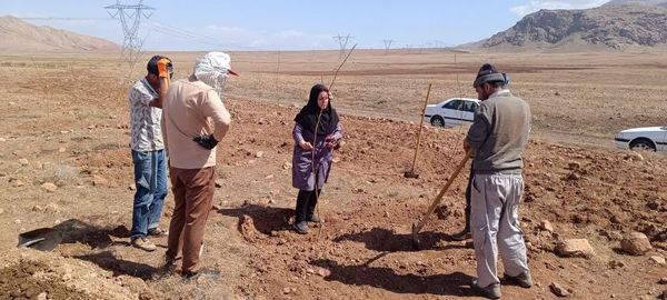 توسعه باغات در دشت قره‌بلاغ جلفا با استفاده از روش‌های نوین آبیاری