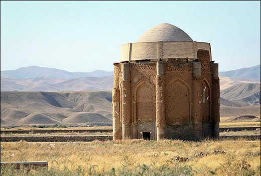 بازدید رئیس سازمان جهاد کشاورزی استان قزوین از مرکز جهاد کشاورزی خرقان شرقی