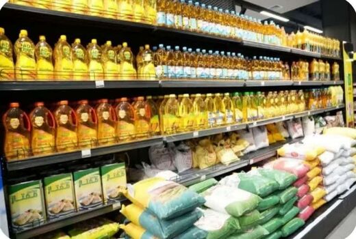 توزیع بیش از ۴۱۷ هزار تن کالای اساسی در استان قزوین با هدف تنظیم بازار