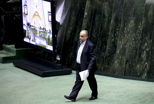 کرباسیان از وزارت اقتصاد رفت