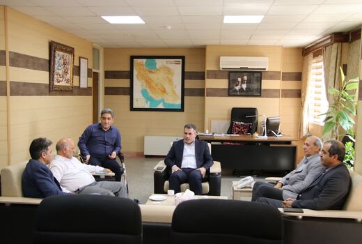 نشست جهادکشاورزی ، راه و شهرسازی و بنیاد مسکن برای حل مشکل زمین و مسکن کارکنان