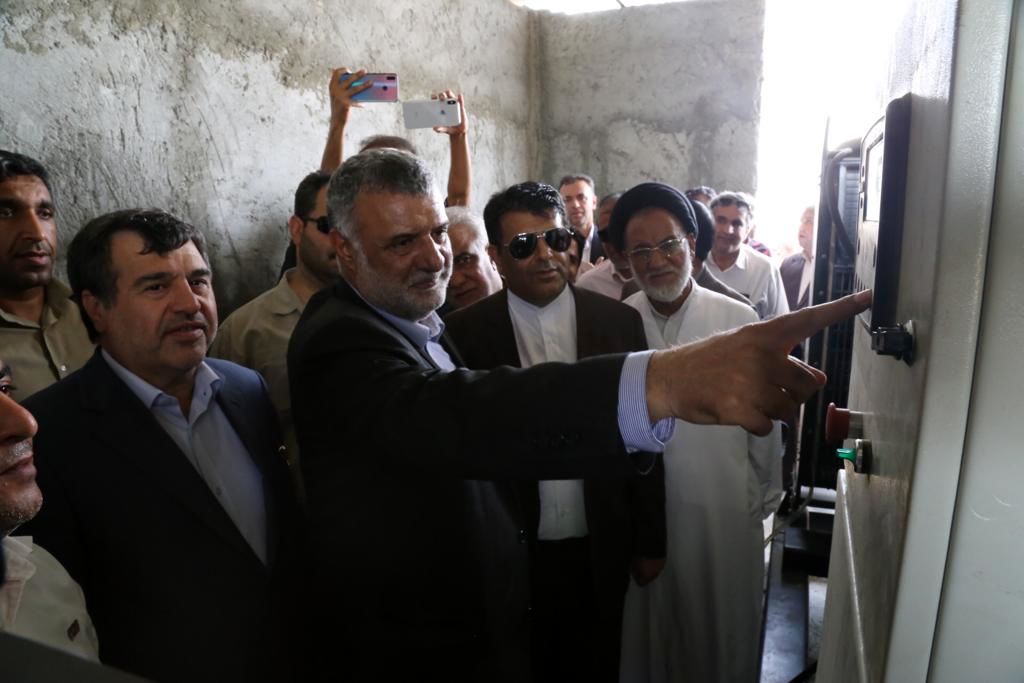 فتتاح مزرعه پرورش میگو توسط وزیر جهاد کشاورزی در ساحل سیریک استان هرمزگان