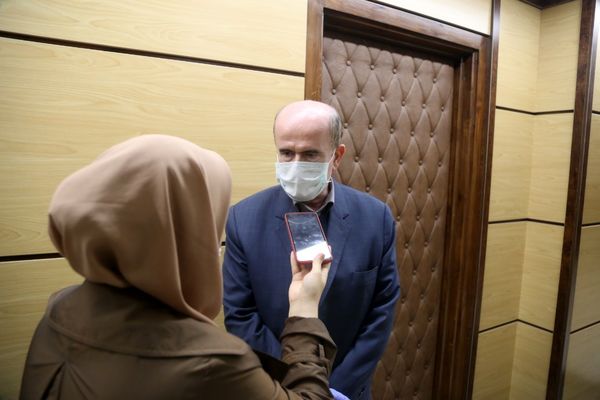 دکتر خاوازی می‌تواند ساختار علمی در بخش کشاورزی ایجاد کند