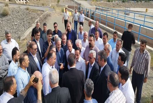 بازدید معاون آب و خاک وزارت جهاد کشاورزی از شبکه فرعی آبیاری و زهکشی دشت غازان خوی