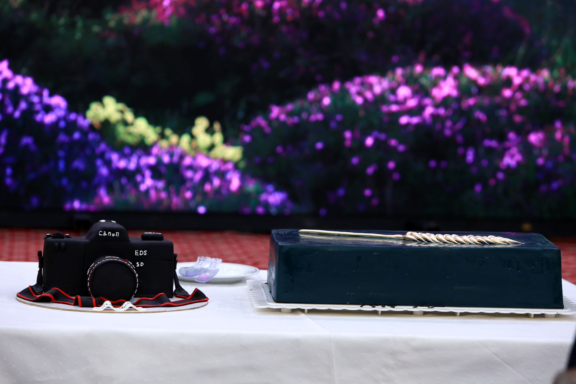  نشست صمیمی خبرنگاران و اصحاب رسانه با وزیر جهاد کشاورزی  