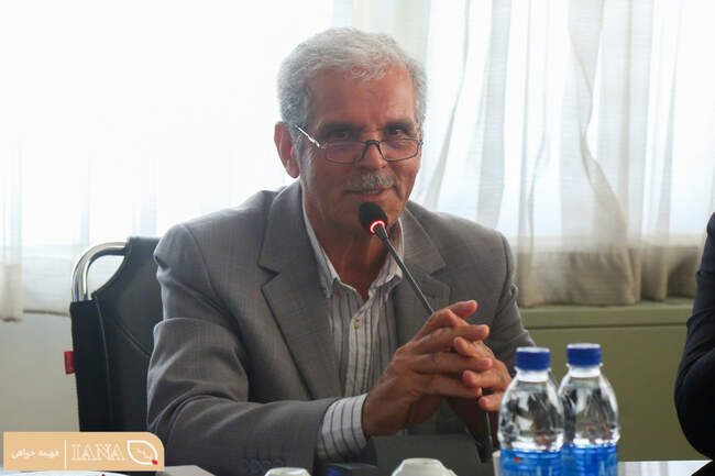نشست آسیب‌شناسی نظام حکمرانی گیاهان دارویی