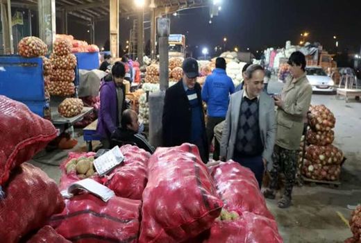  انتقال روزانه ٣۵٠ تن سیب‌زمینی به بازار تهران آغاز شد