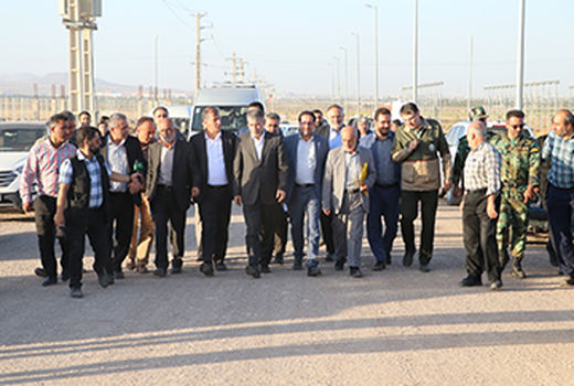 بازدید وزیر جهاد کشاورزی از شهرک گلخانه‌ای نودهک در تاکستان
