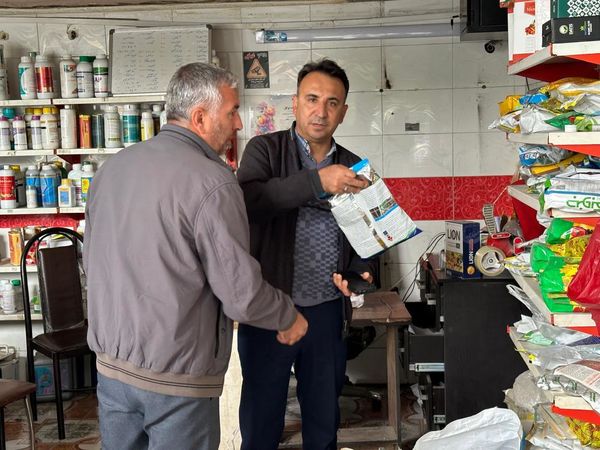 برگزاری سومین مانور نظارت بر فروشگاه‌های عرضه آفت‌کش‌های گیاهی در فارس 