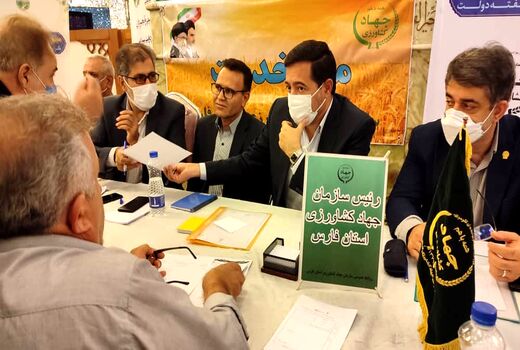 میز خدمت جهاد کشاورزی فارس به مناسبت هفته دولت