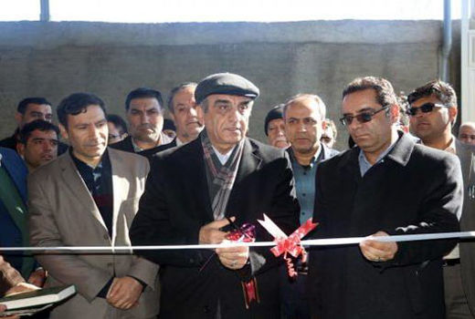 واحد تولید و فرآوری کشمش در شهرستان بناب افتتاح شد