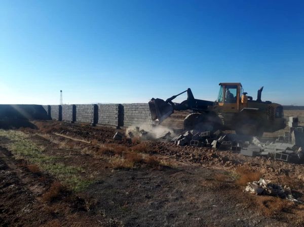 ۲۰ بنای غیر مجاز در بوئین زهرا تخریب شد