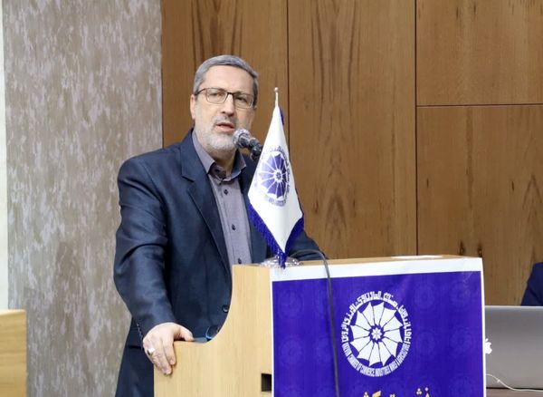 افزایش بهره‌وری تولید محصول انگور و کشمش در اولویت استان قزوین است