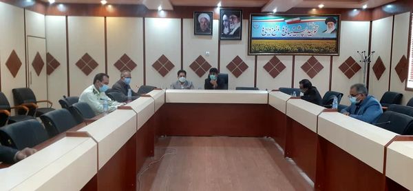 برگزاری جلسه تشریح، تبیین و رفع ابهامات پیرامون دستورالعمل جدید نحوه صدور مجوز اتاقک کارگری و نگهبانی باغات