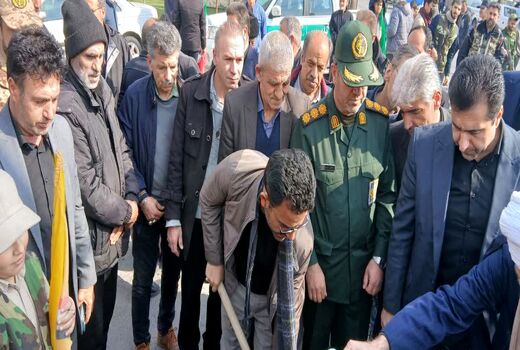 کاشت نهال به یاد «رهبر شهید» با حضور مدیر جهاد کشاورزی شهرستان تبریز در باسمنج