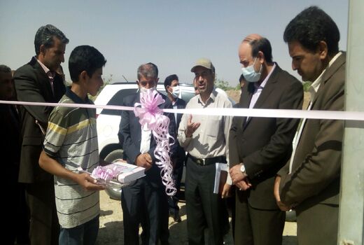 در آستانه هفته جهاد کشاورزی گاوداری 40 راسی در روستای بها آباد شهرستان زرند مورد بهره‌برداری قرار گرفت