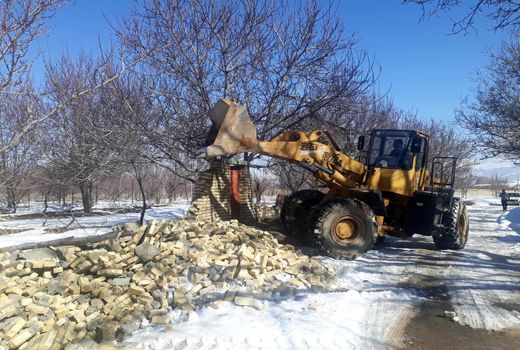 5 هکتار از اراضی زراعی شهرستان آوج آزادسازی شد