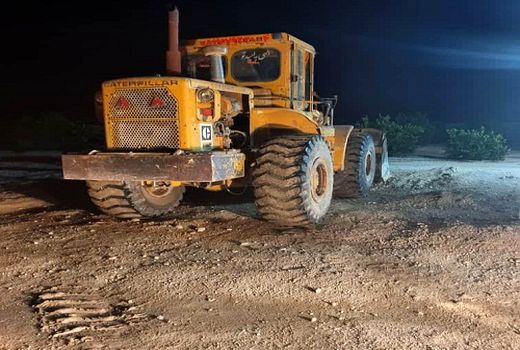 توقف ماشین‌های خاکبرداری در قیروکارزین