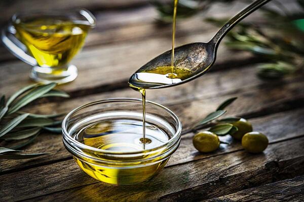نوسانات ارزی و کمبود سرمایه در گردش، تولید و قیمت‌گذاری را بحرانی کرده است