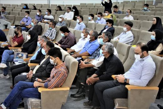 برگزاری دوره آموزشی مدیریت کشت های گلخانه ای 