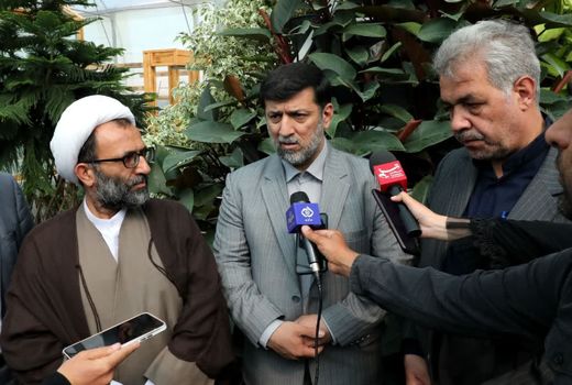 لزوم رفع موانع تولید و صادرات گل از شهرستان محلات