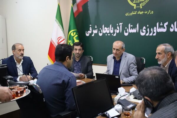 رسیدگی به مشکلات ۸ نفر ازمراجعان کشاورزی در دیدارمردمی رئیس سازمان جهادکشاورزی آذربایجان شرقی