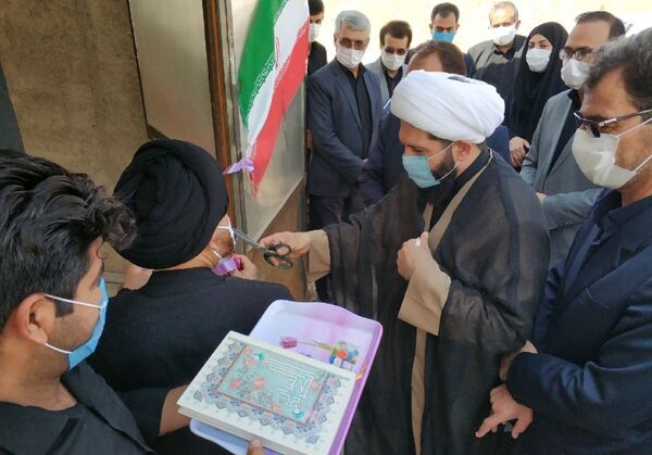افتتاح گلخانه هیدروپونیک روستای تاج آباد بشرویه