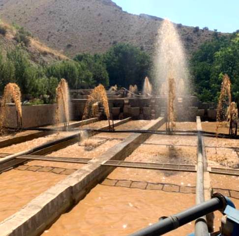 کمک به آبزی‌پروران خسارت دیده از سیل‌های  اخیر شهرستان سمیرم   