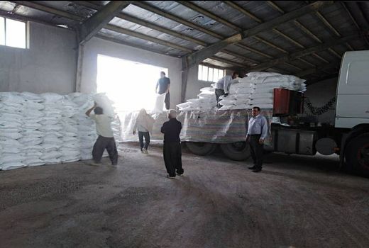 کود اوره در شهرستان آبدانان استان ایلام توزیع شد