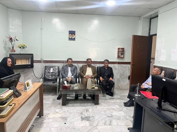 تمرکز بر گلخانه‌ها و بهره‌وری آب
