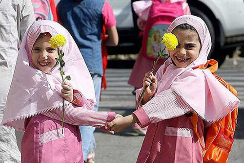 هزینه 120هزارتومانی کمیته امداد به دانش‌آموزان