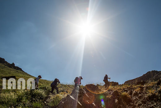 کوه نوردی در درکه تهران 
