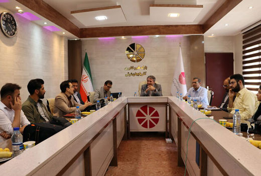 تاسیس یک مجتمع کشاورزی دانش بنیان در سه حیطه مزرعه، باغ و دامداری در آذربایجان شرقی