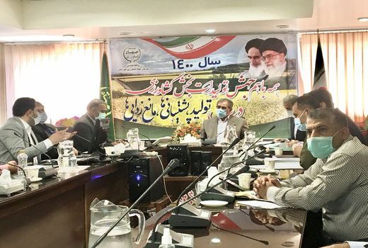 طراحی الگوی کشت در باغات اراضی شیبدار با توجه به حداقل‌های منابع آبی 