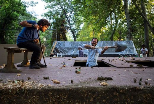 نمایش «طرز تهیه دو بالان با سس قارچ» در نیاوران