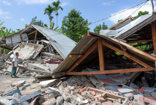 زلزله در اندونزی‎ 