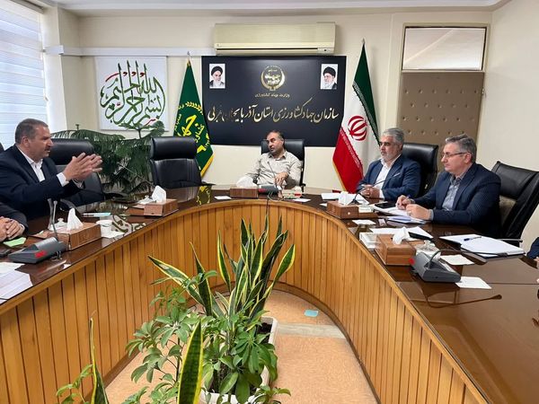 آغاز تأمین سیب درختی شب عید از باغات آذربایجان‌غربی 
