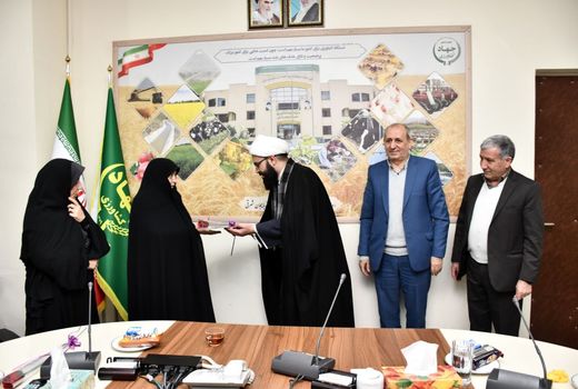 بزرگداشت میلاد حضرت فاطمه زهرا و مقام مادر و روز زن در سازمان جهادکشاورزی استان 
