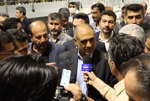 بازدید وزیر جهاد کشاورزی از کارخانه ریسندگی و بافندگی ماهوت شمال