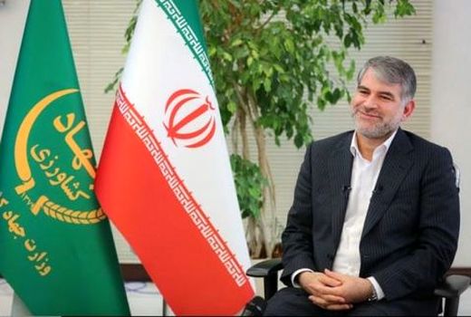 در خانه اگر کس است، یک حرف بس است! 