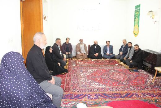 کاشت نهال و غبارروبی مزار شهدا به یاد دانشمند هسته‌ای شهید حسین ذکی دیزجی در اسکو