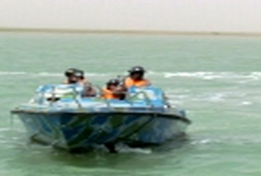 آغاز طرح عملیاتی حافظ در آبهای دریایی خوزستان