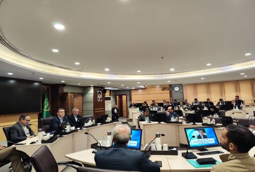 پایبندی به قانون اساسی و صلاحیت علمی _ مهارتی اساس گزینش افراد است