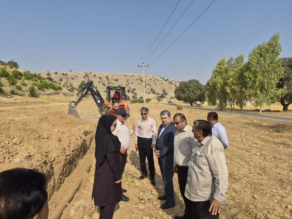 آبرسانی به یک‌هزار و ۵۵۰ هکتار از اراضی کشاورزی باشت شتاب می‌گیرد
