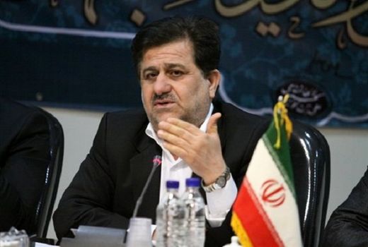 هجوم ملخ صحرایی به ۱۰ استان جنوبی کشور در اواخر فروردین ماه