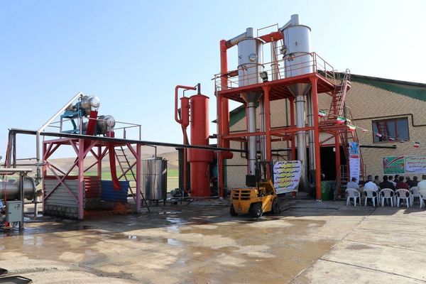 افتتاح کارخانه تولید رب گوجه فرنگی و کنسانتره سیب درختی در بوکان