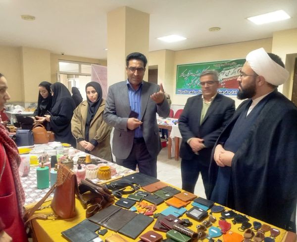 برگزاری نمایشگاه توانمندی‌های زنان روستایی شهرستان جلفا