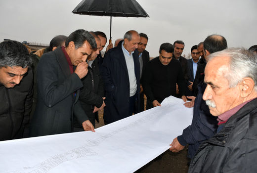 بازدید میدانی برای حل گره‌های تداخلات اراضی در ایلخچی