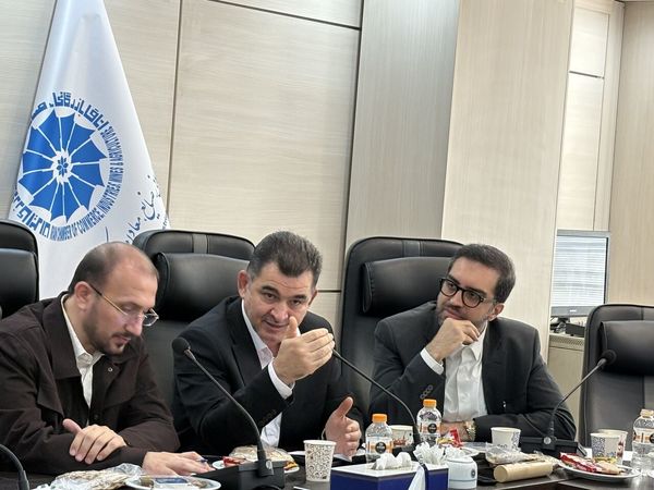 سالانه ۲۲ میلیون تن کالای اساسی کشاورزی وارد کشور میشود